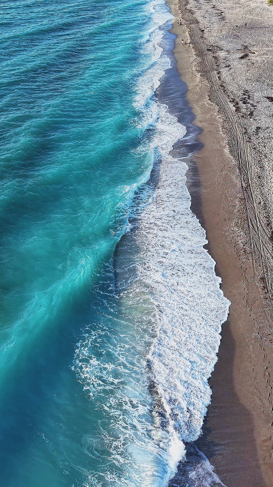 Turquoise Waves